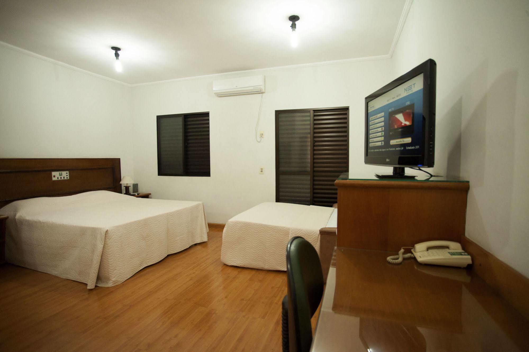 Indaia Hotel Residence Сан-Карлус Экстерьер фото