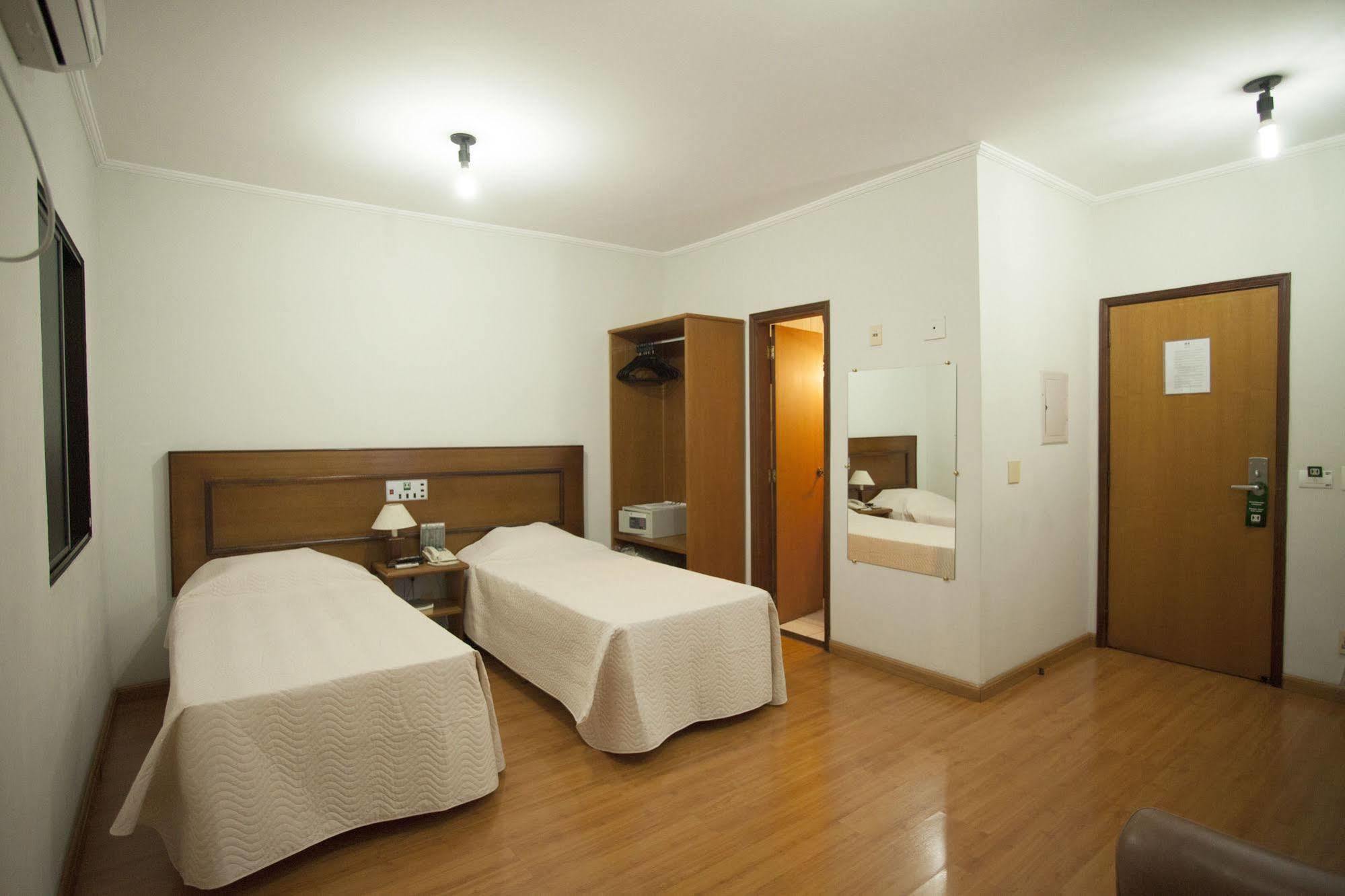 Indaia Hotel Residence Сан-Карлус Экстерьер фото
