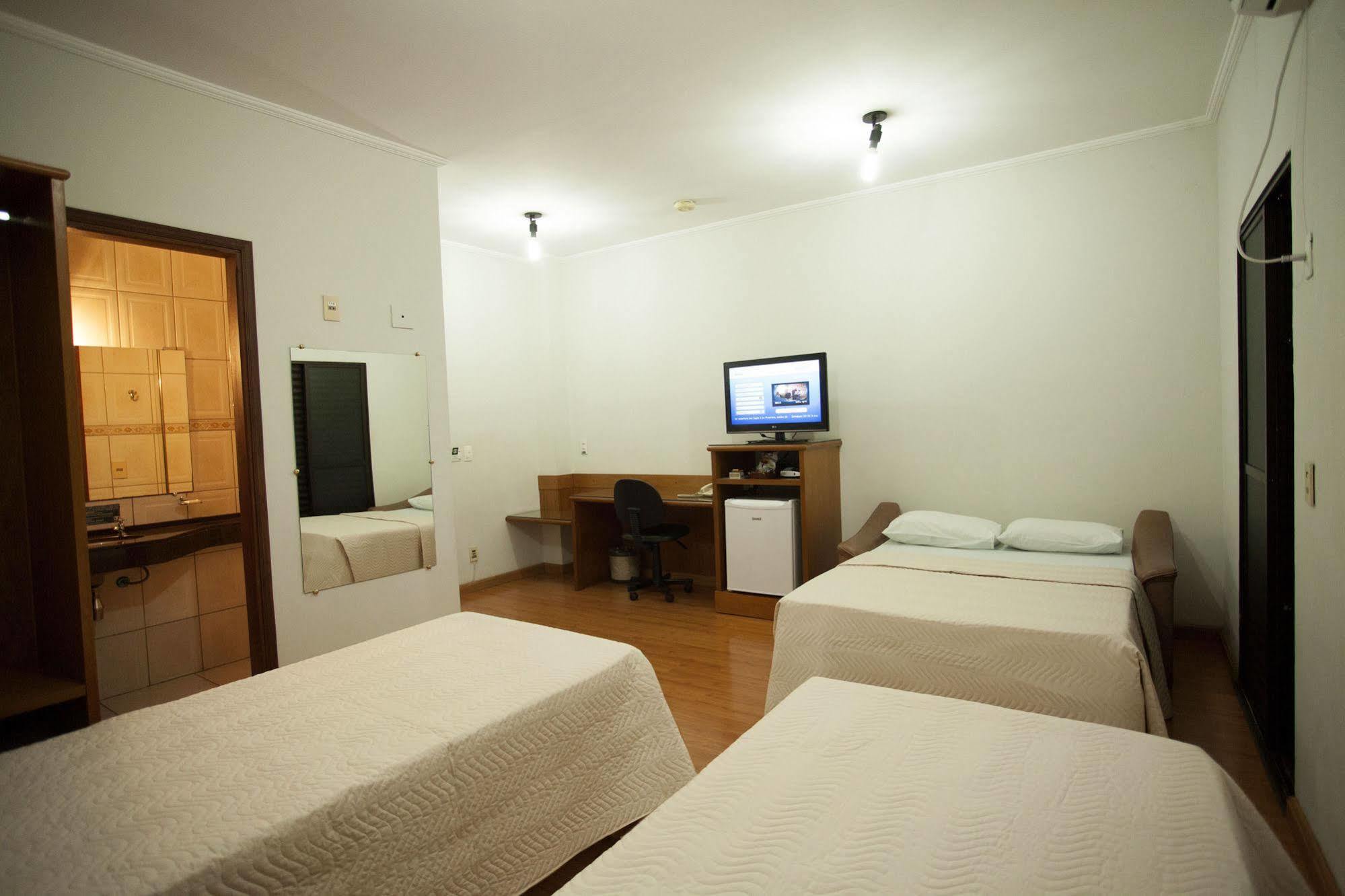 Indaia Hotel Residence Сан-Карлус Экстерьер фото